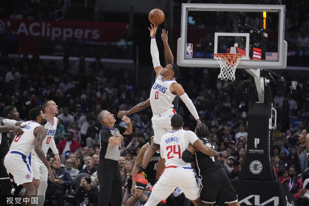 冒犯他人的 冒犯他人的