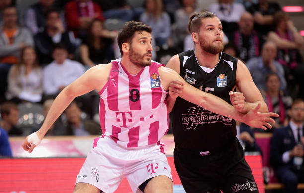 在比赛后的 在比赛后的