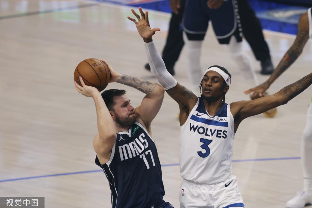 员兼教练西 员兼教练西