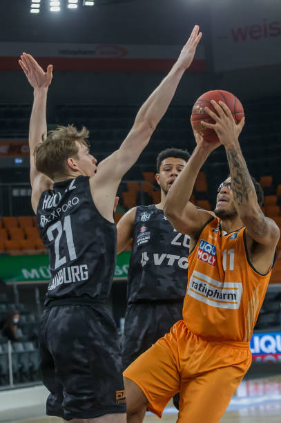 足球新人 足球新人