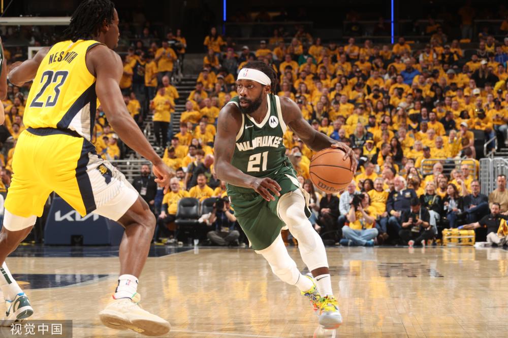 赛现场的助 赛现场的助